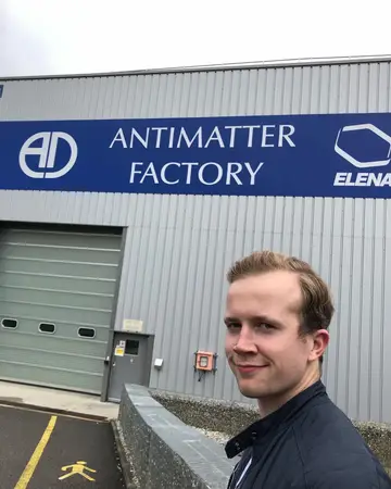 Fyrir utan Antimatter Factory hjá CERN