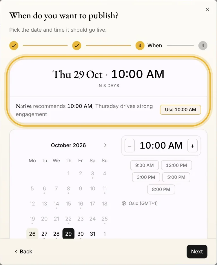 The schedule window on its When step: Thursday 29 October at 10:00 AM, in 3 days, ringed, with Native's recommended time and the calendar below